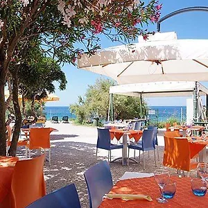 acquaviva-village-camping.it-tuscanyhotel.com/