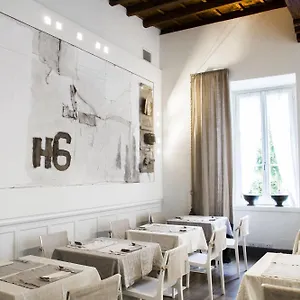 gombithotel.it-lombardy.com/